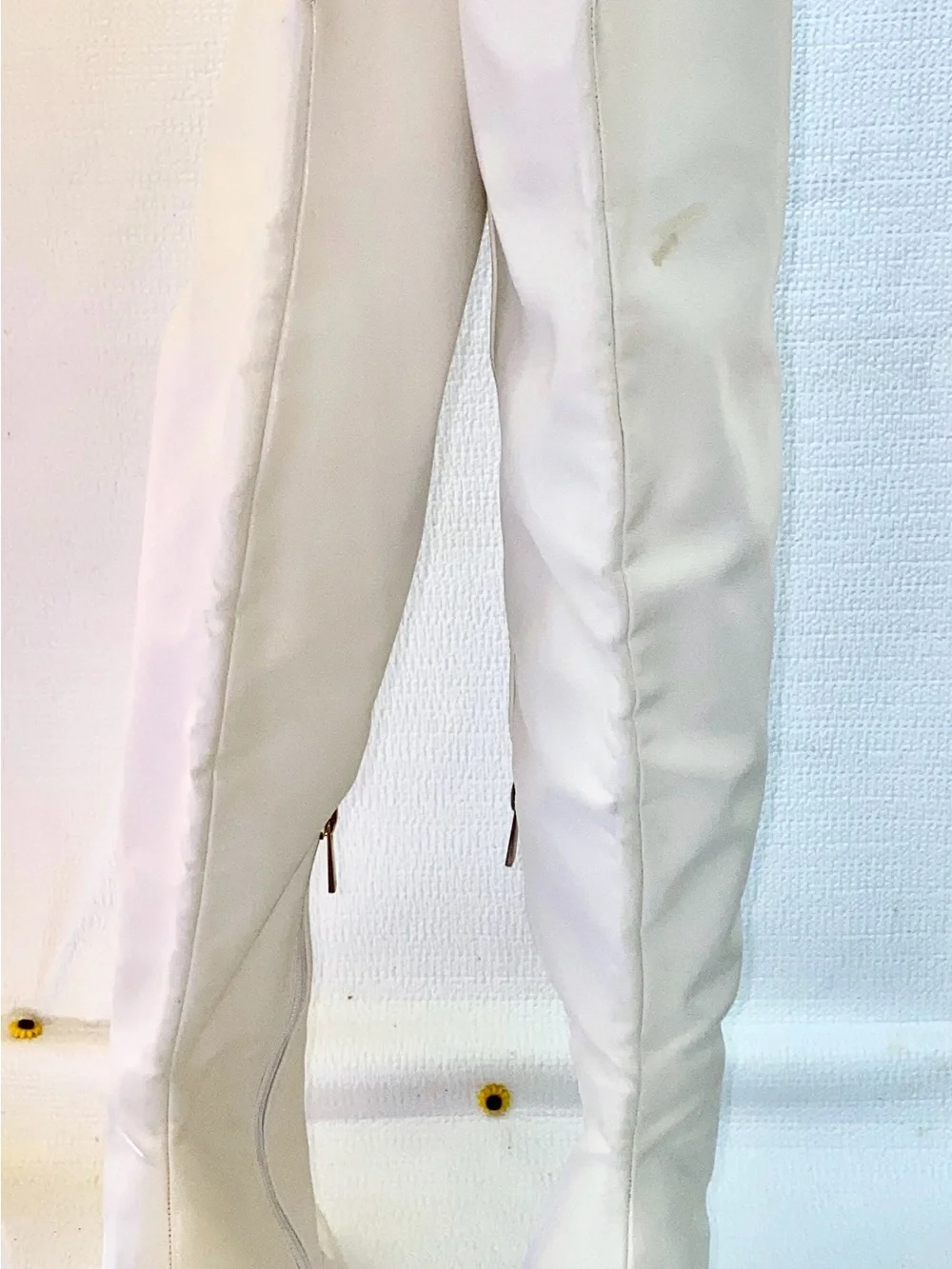 Anne Michelle Tall White High Heel Boots  Size 6